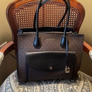 Michael Kors Mercer x-lg pebbled leather tote